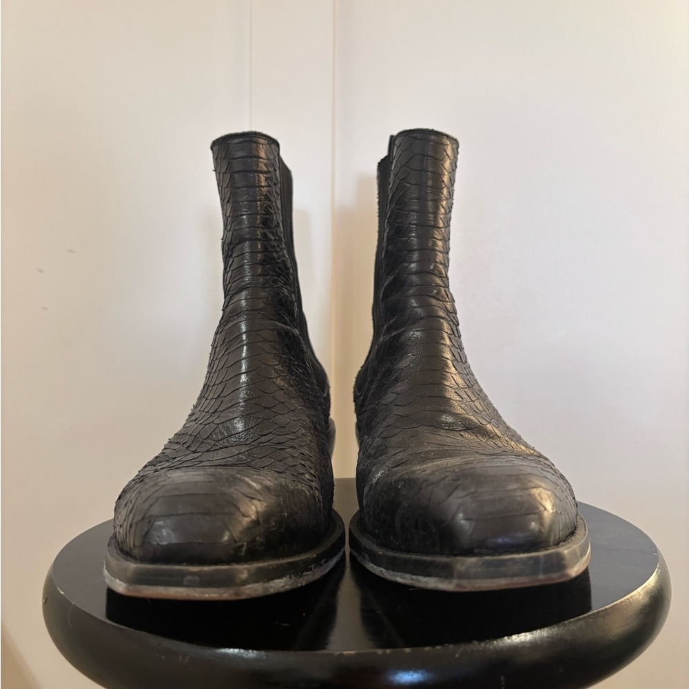 Jo Ghost Black Leather Chelsea Boots